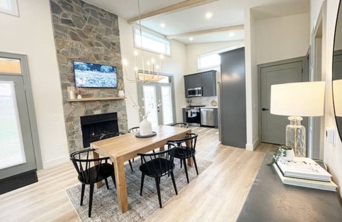 Shepherdstown Cabaña | The Getaway Cottage at Rocky Marsh Farm
