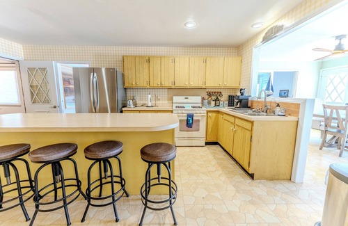 Hessel Casa | The Getaway on Saint Martin Bay: Sleeps 8, Right on Saint Martin Bay!