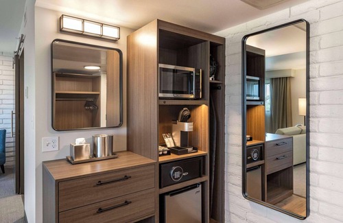 Great Falls Hotel | The Gibson Hotel Great Falls, Ascend Hotel Collection