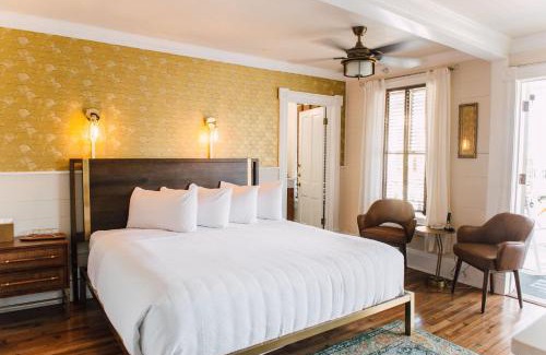 Historic Downtown Apalachicola Hotel | The Gibson Inn