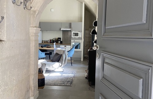 Lussan Apartamento | The « GID Nest » Apartment Cosy Dans un Château du sud de la France