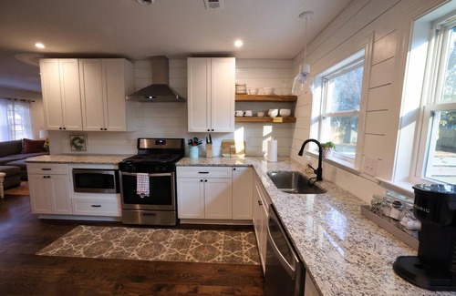 Charleston Casa | The Gilbert - Beautiful Home & Perfect Location