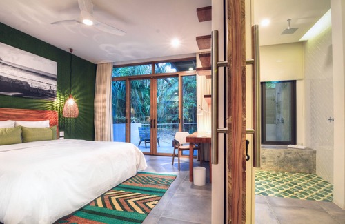 Nosara Hotel | The Gilded Iguana Surf Hotel