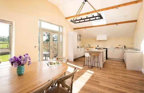 Matfen Cabaña | THE GINGAN & THE GRANARY - 6 miles from Corbridge, sleeping 12