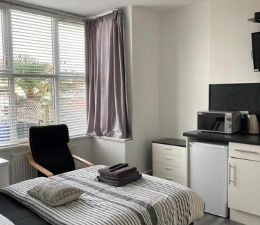 Cleethorpes Casa | The Gladson Guesthouse