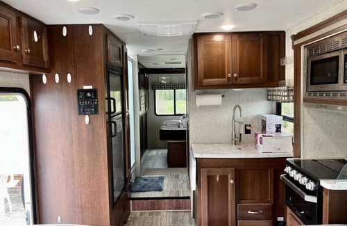 Sterling Casa | The "Glamper" at Red-Bow