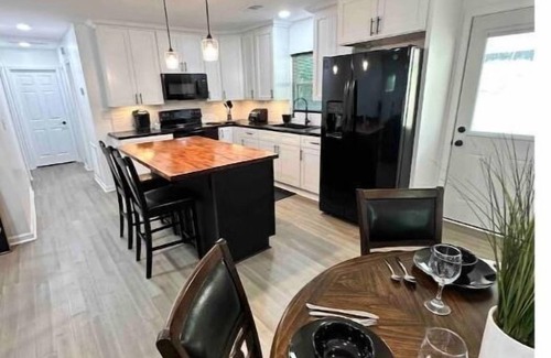 Cottondale Casa | The Glen Home