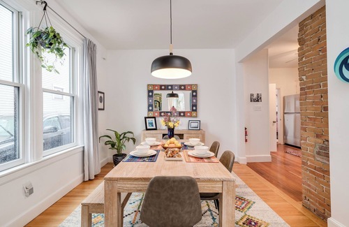 East End Casa | Elegante apartamento en Munjoy Hill - NUEVO - Increíbles puestas de sol - A pie de cervecerías
