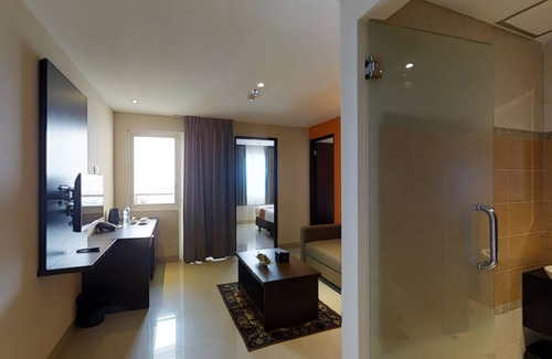 Jelambar Hotel | The Gloria Suites Jakarta