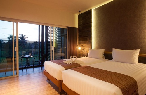 Khuekkhak Hotel | The Glory Gold Hotel