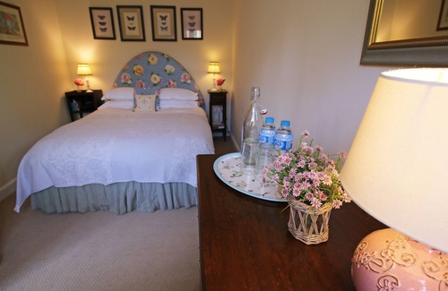 Kneesall Cama Y Desayuno | The Goat House at Ivy Cottage