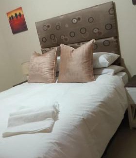 Balfour Casa | The Golden Palace Guesthouse