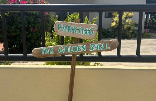 Opal Casa | The Golden Shell