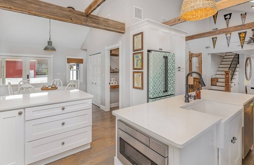 Wheeler Otro | The Good Farm: 1853 Farmhouse on 44 acres