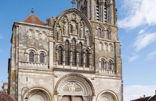 Vezelay Apartamento | The Good Studio - Charming apartment 200 m from Vezelay basilica