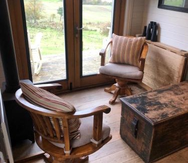 Lesbury Apartamento | The Goods Wagon, private garden and stunning views