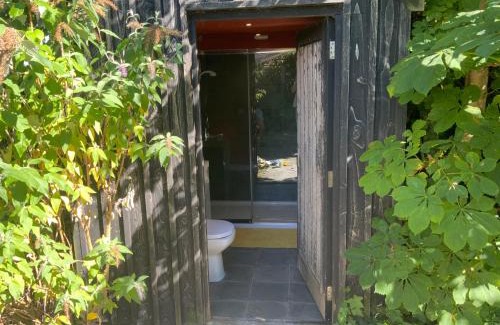 Lesbury Apartamento | The Goods Wagon, private garden and stunning views