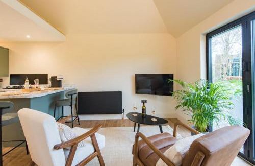 Beckley Casa | The Grainstore by Bloom Stays