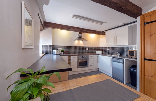 Ilton Cabaña | El Granero Granero convertido en un hermoso Rural Ubicación, bañera de hidromasaje, 4 estrellas clasificado