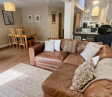 Bodenham Apartamento | The Granary, Wonderful Riverside Accommodation