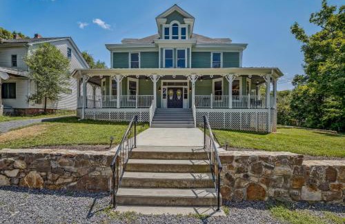 Berkeley Springs Cama Y Desayuno | The Grand Castalian Inn Bed and Breakfast