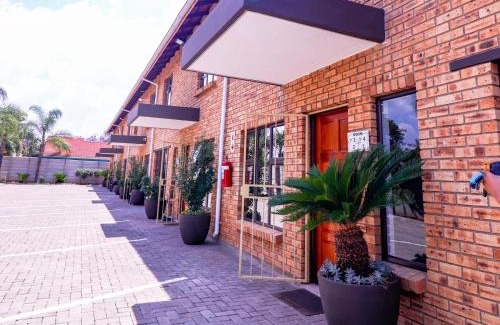 Rustenburg Cama Y Desayuno | The Grand Comfort