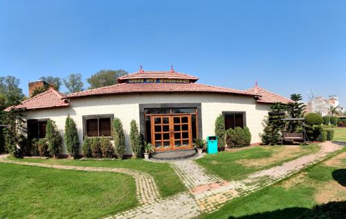 Varanasi Hotel | The Grand Event Villa