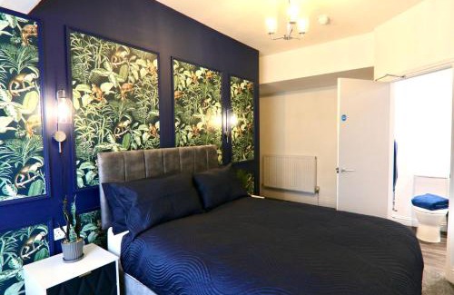 Wakefield Casa | The Grand Guest House - Bond street