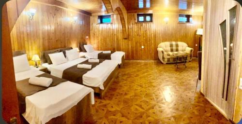Kutaisi Hotel | The Grand Piano Villa