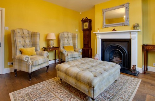 West Runton Casa | The Grange - Three Bedroom House, Sleeps 6