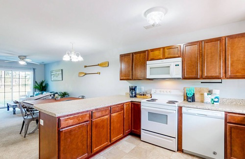 Peletier Casa | The Gray Whale, Unit E29 | Townhome in Atlantic Beach near parks and water