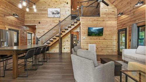Tellico Plains Casa | The Great Escape - 2 Bedrooms, 2,5 Baths, Sleeps 12 home