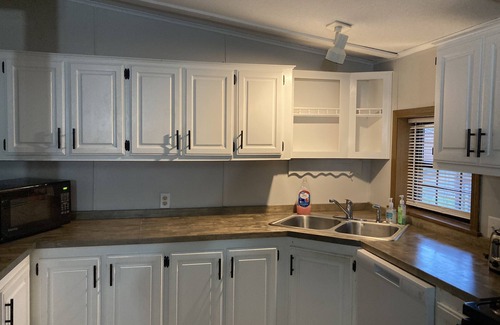 Put-in-Bay Cabina | The Great Escape Cabin 3 Full Linens Provided 4 Bedrooms sleeps 12