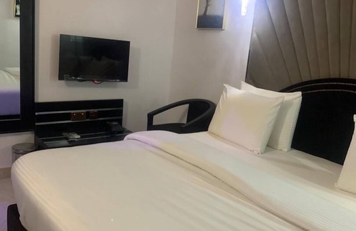 Ibadan Hotel | The Great Palazzo Resort Hotel