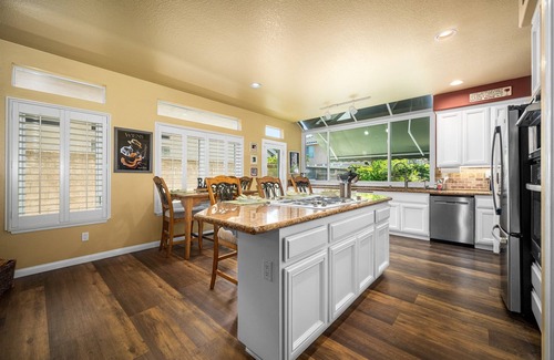 Cypress Casa | The Great Park Place! Beautiful 2bd, 2 bath, centrally located, cul-de-sac home.