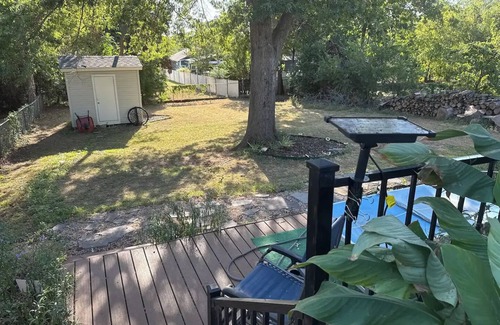 Handley Casa | The Green Door Getaway!! AT&T Stadium, 6Flags, +++
