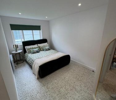 Caterham Apartamento | The Green Dream