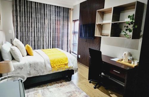 Olympus AH Casa | The Green leaf Executive Home
