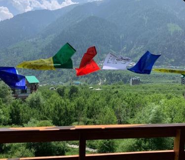 Khattalwada Cabina | The Green Mountain Lodge