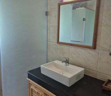 Khattalwada Cabina | The Green Mountain Lodge