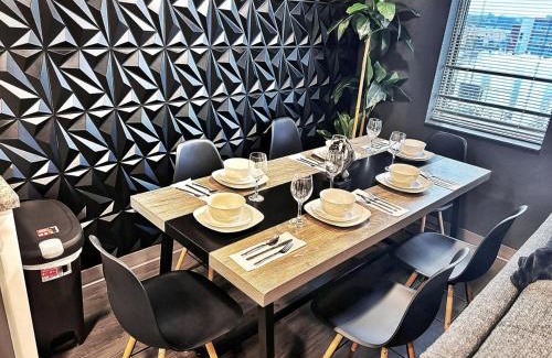 Downtown Des Moines Apartamento | The Green Onyx Escape