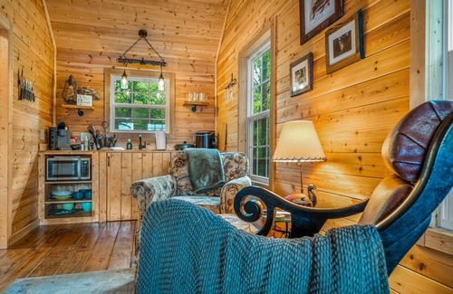 Mentone Cabina | The Green Treehouse at Little River Treehouses