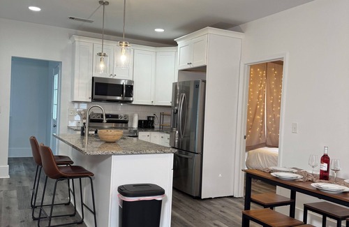 West End Casa | The Greenery Oasis 3BD/2BTH Near downtown Atlanta