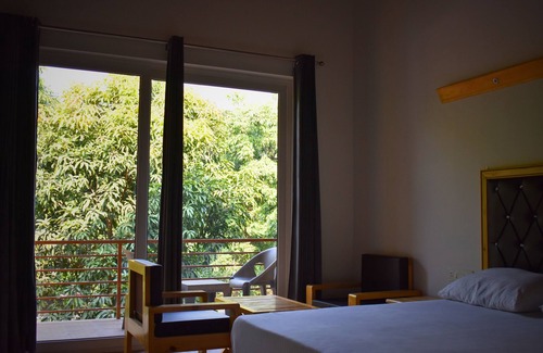 Ramnagar Complejo | The Greenwich Resort