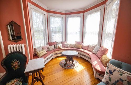 Southern Coast Casa | The Gregory House - A Maine Victorian Mansion