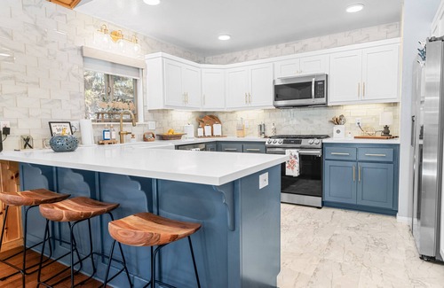 Winter Park Casa | The Grizzlies Den - Arcade Game Room, Pool Table, Air Hockey, Deck, BBQ, AC