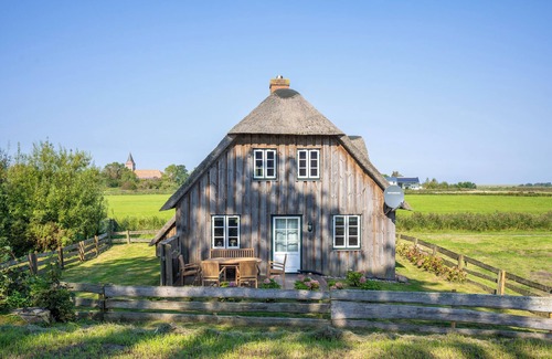 Westerhever Casa | The "Groote Tofthof" - a country house under thatch.