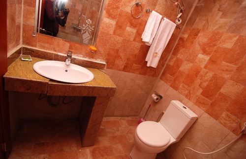 Gwarinpa Estate Hotel | The Grosvenor Suite
