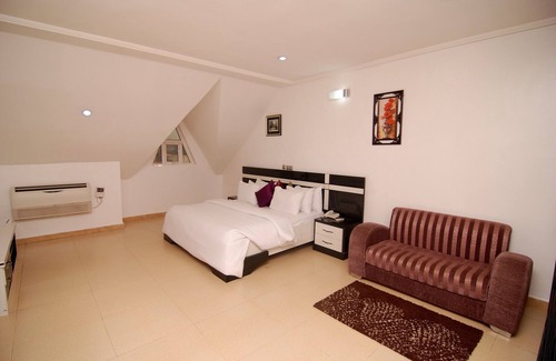 Gwarinpa Estate Hotel | The Grosvenor Suite