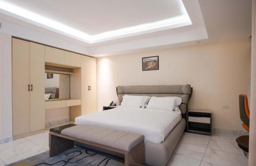 Akyinim Hotel | The Grove Essipong Beach Resort